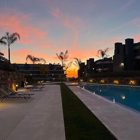 דירות אסטפונה The Golden Oasis Penthouse מראה חיצוני תמונה