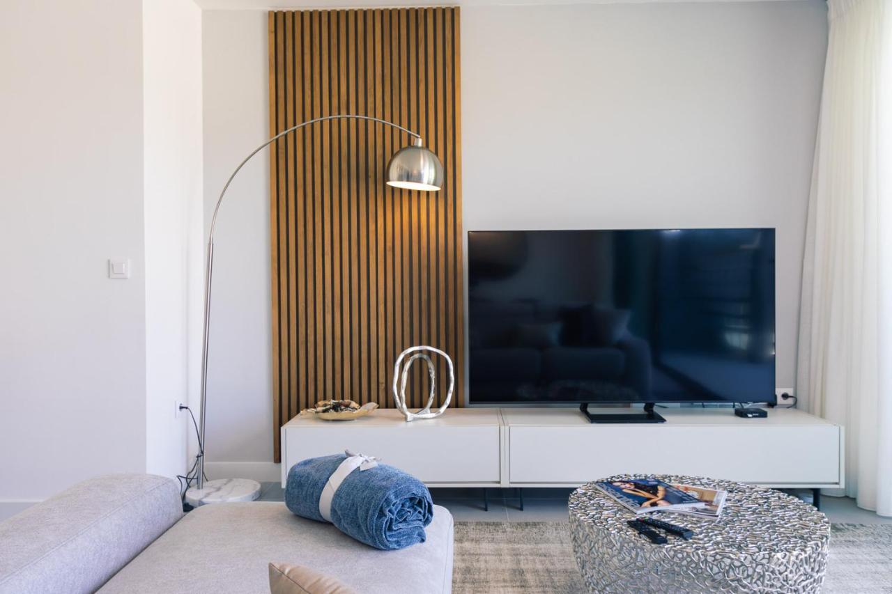 דירות אסטפונה The Golden Oasis Penthouse מראה חיצוני תמונה